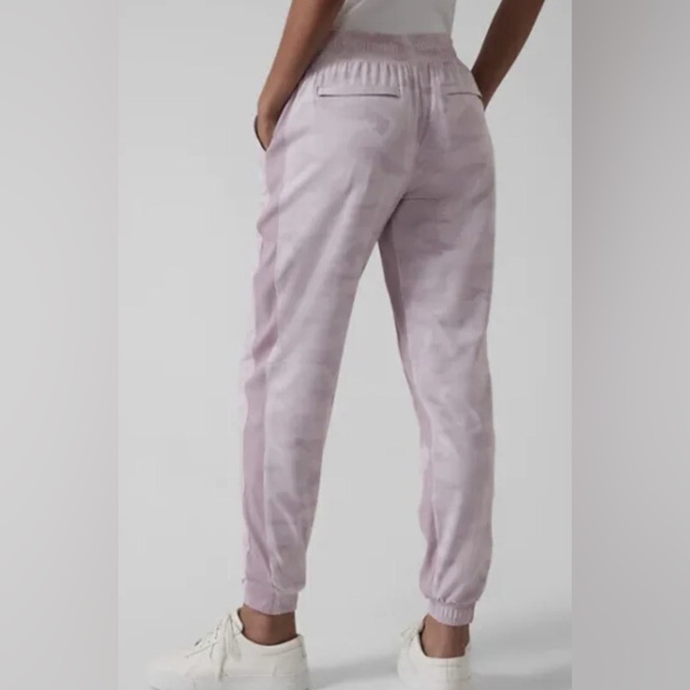 Athleta Beige Elastic Waist Pants